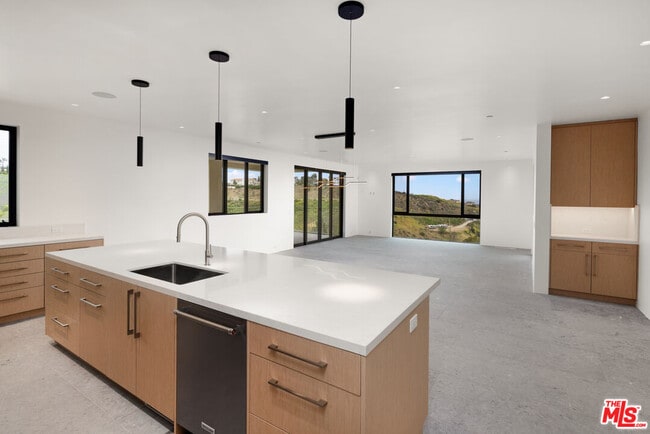 Photo - 6242 Cavalleri Rd