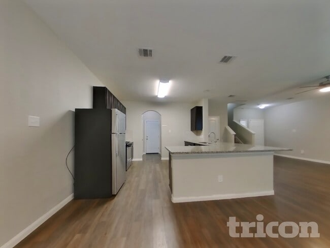 Photo - 17530 Greystanes Rd