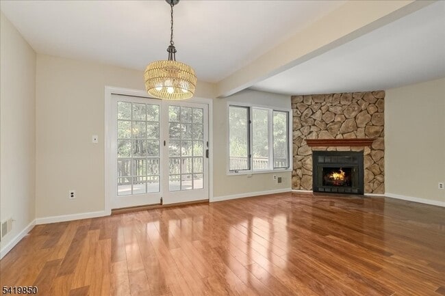 Photo - 83 Patriots Rd