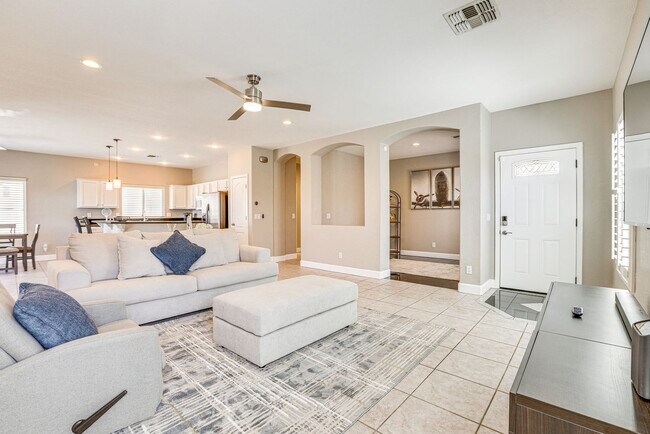 Photo - 11882 W Washington St Unidad SI ID1546460P