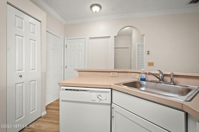 Photo - 13810 Sutton Park Dr N Unit 625