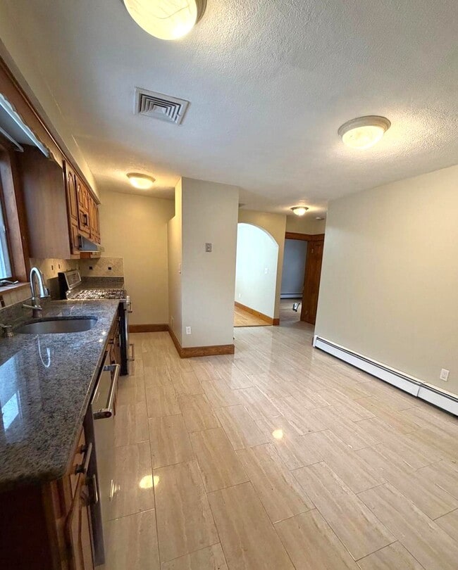 Photo - 33 Lafayette St Unit 1