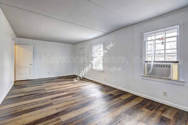 Photo - 1212 Hartley St
