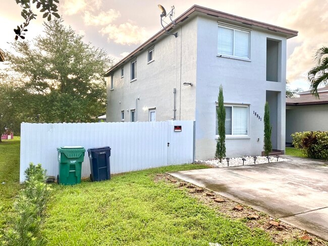 Photo - 18951 SW 113th Plz Townhome