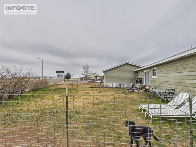 Photo - Welcome to this charming 3-bedroom, 1-bathroom home