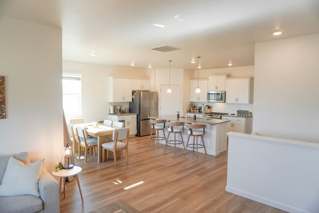 Photo - 1858 Mount Monroe Dr