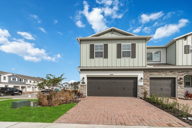 Beautiful Brand New 3/2.5 Townhome W/ 2 Ca... - Beautiful Brand New 3/2.5 Townhome W/ 2 Ca...