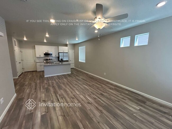 Photo - 244 Harker Creek St