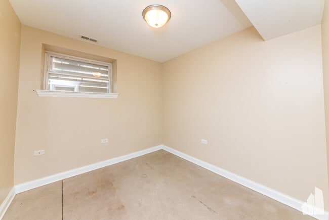 Photo - 1124 W Roscoe St Unit G