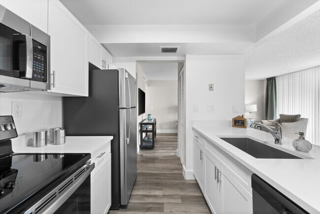 Photo - Jacaranda Club