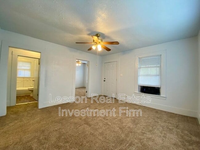 Photo - 3240 Jackson St