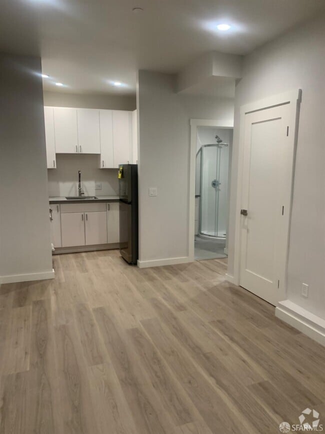 Building Photo - 626 Natoma St Rental