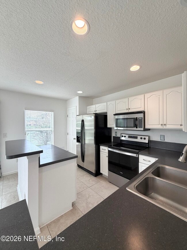 Photo - 104 Crete Ct
