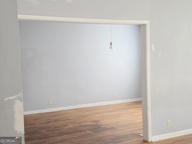 Photo - 3117 West St