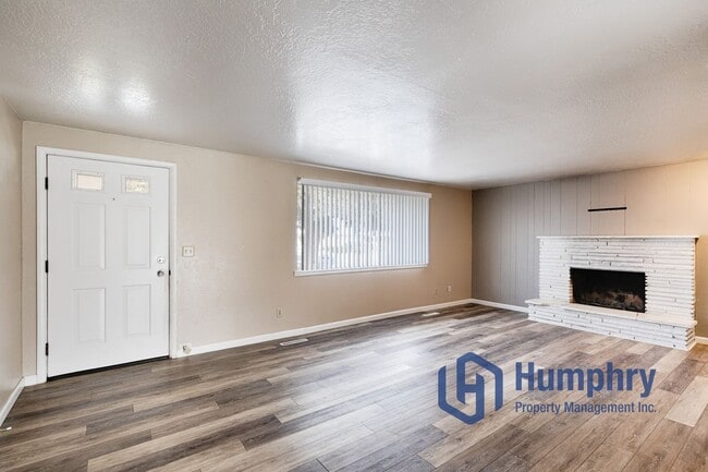 313 Palo Alto Dr
