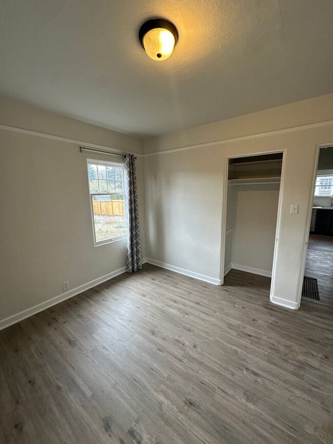 Photo - Downtown Remodeled Kent Home with fenced yard!