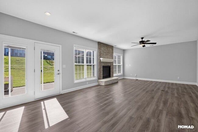 Photo - 105 Irondale Ct