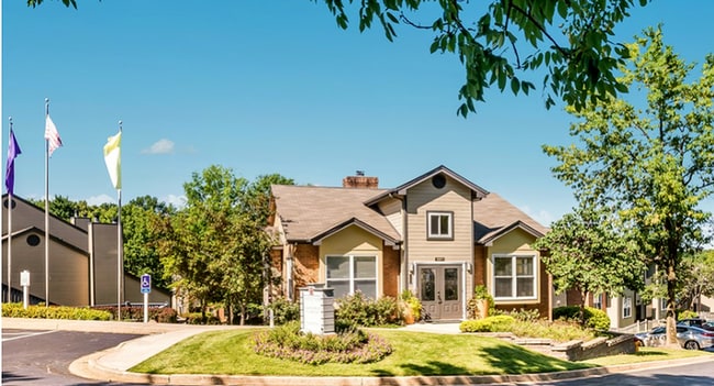 Welcome to Westchase Apartment Homes!