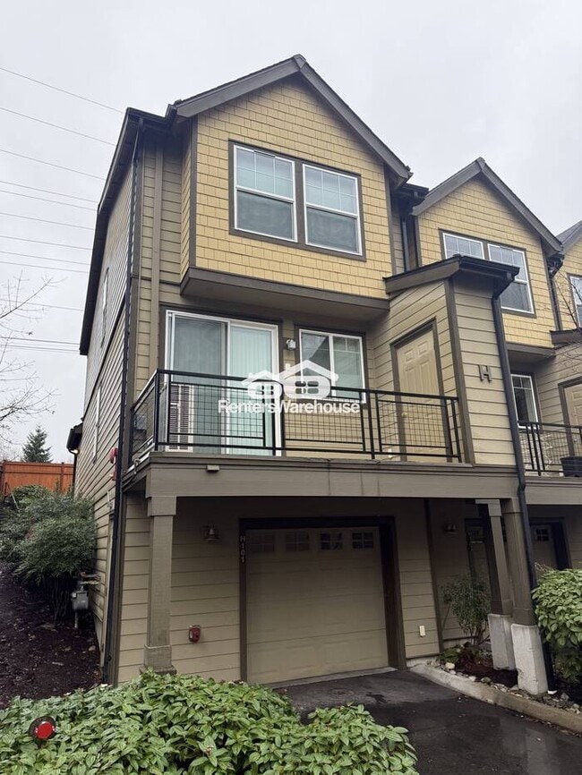 Photo - Modern condo, conveniently located! Unit H101