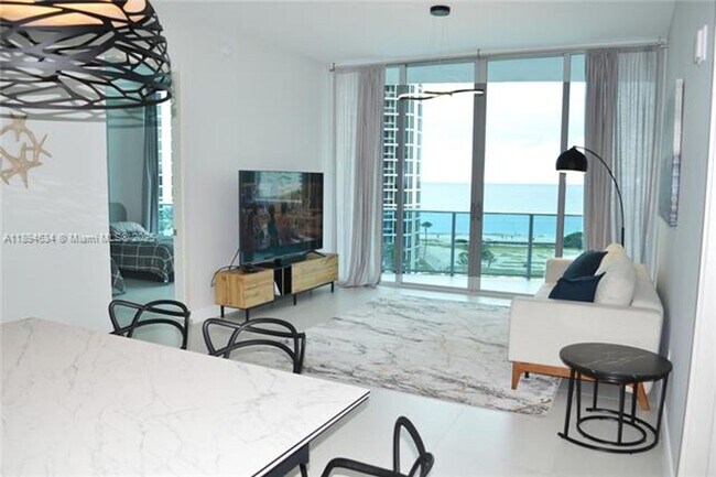 Photo - 17550 Collins Ave Unit 17550 Collins Ave appt 703