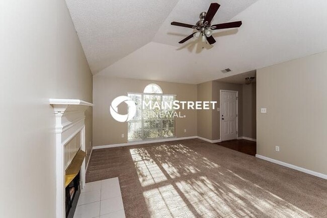 3 Bedroom Pet-Friendly Home in Moody, AL w... - 3 Bedroom Pet-Friendly Home in Moody, AL w...