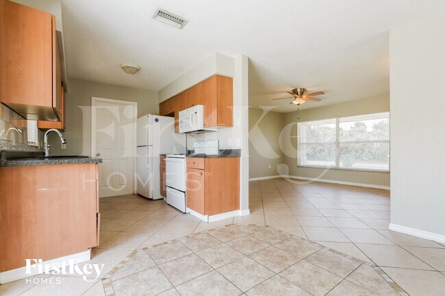 Photo - 22376 New Rochelle Ave