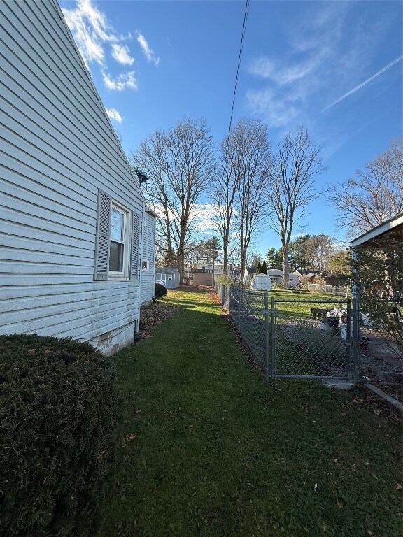 Photo - 404 Elmhaven Dr