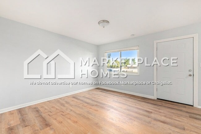 Photo - 2034 John B Ave