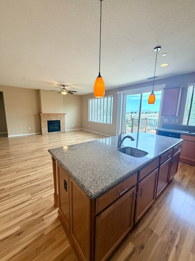 Photo - 2838 Kimberlite Rd