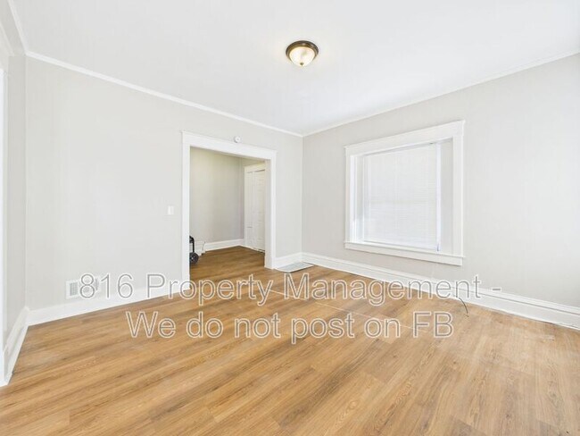 Photo - 2712 Park Ave