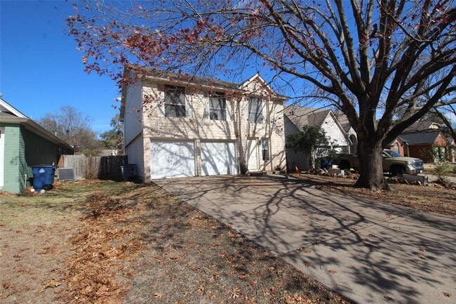 Building Photo - 808 Angleton Cove