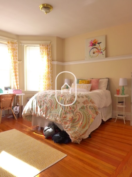 Photo - 187 Strathmore Rd