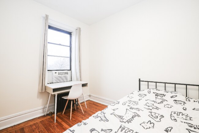 Photo - 7612 Park Ave