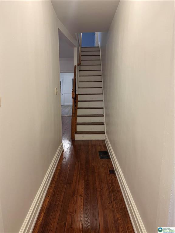 Photo - 915 Washington St