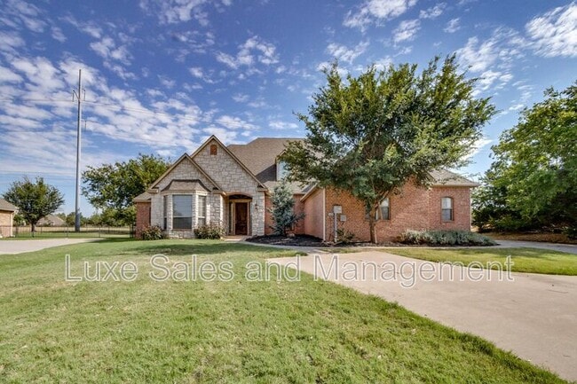 Photo - 3341 Heritage Green Cir
