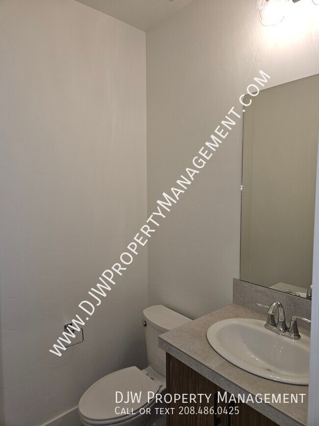 Photo - 1199 N Webb Wy