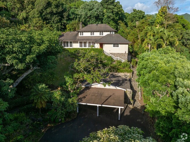 Building Photo - Rare Manoa retreat Rental