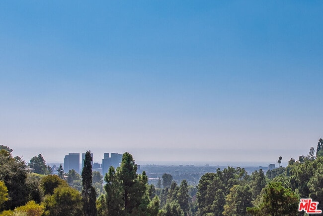 Photo - 1591 Lindacrest Dr