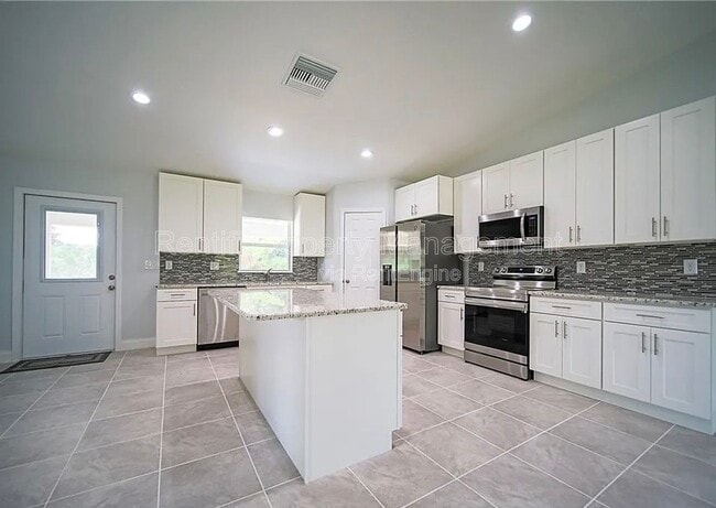 Photo - 1535 Argosy Rd