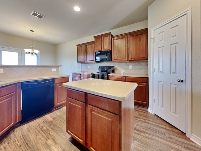 Photo - 1703 Chadwick Dr