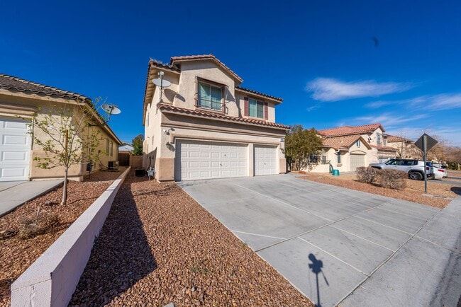 Photo - Spacious 4-Bed Family Home in Prime Las Vegas Location!