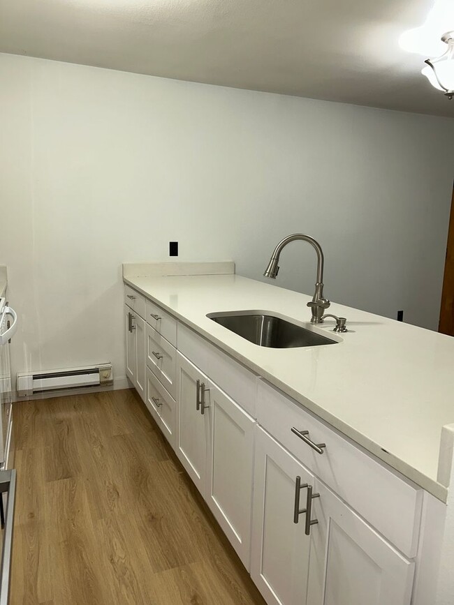 Photo - 7307 Bainbridge Pl SW Unit #4