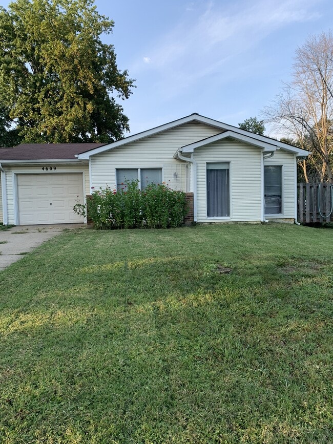 Building Photo - 4609 W Knox Dr Rental