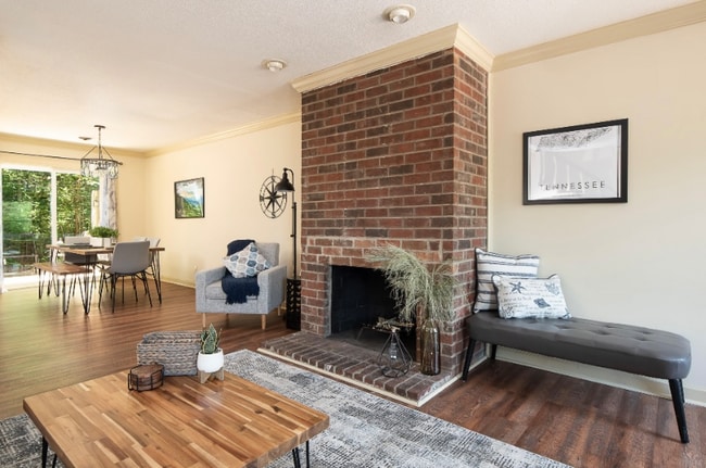 Photo - 103 Arcadia Ln