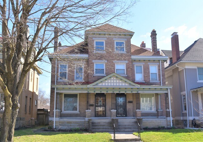 Photo - 98 Miami Ave