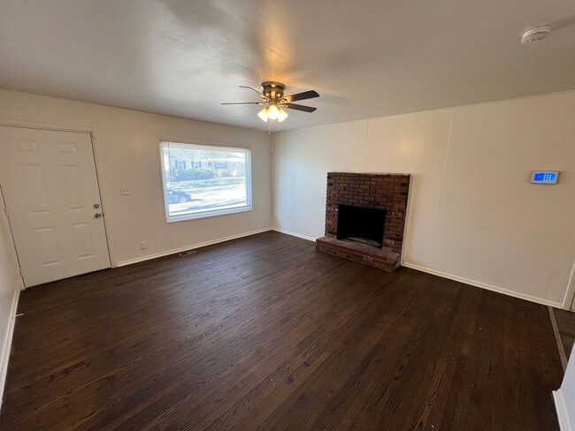 Photo - Spacious 3 Bedroom Home with Attached & Detached Garages