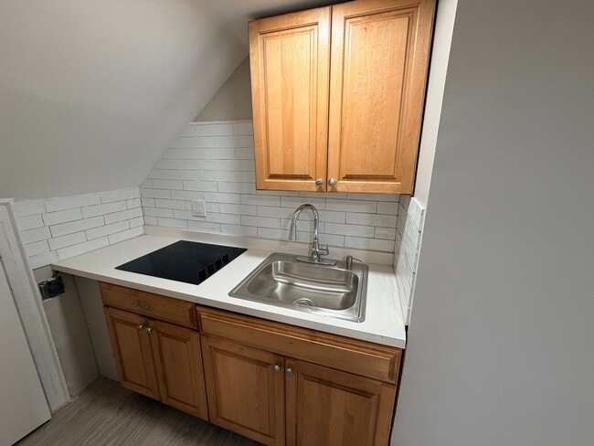 Photo - 133 Lincoln Ave Unit 3