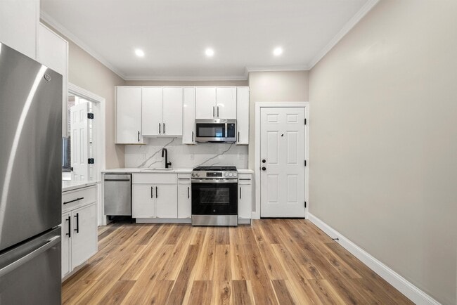 Photo - 219 Mallory Ave Unit 3