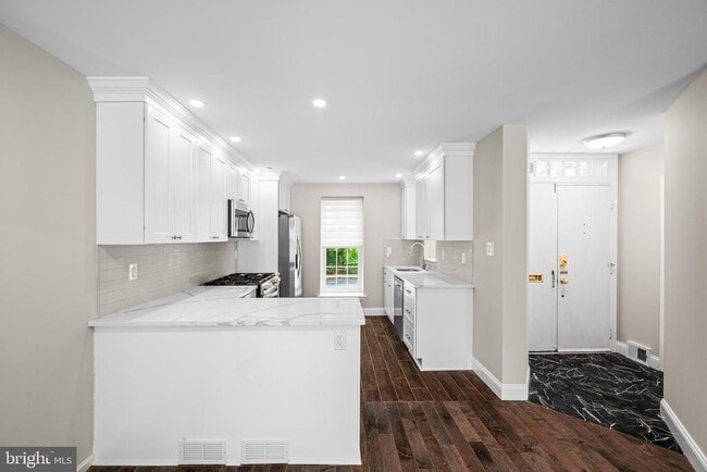 Photo - 15 Llanfair Rd