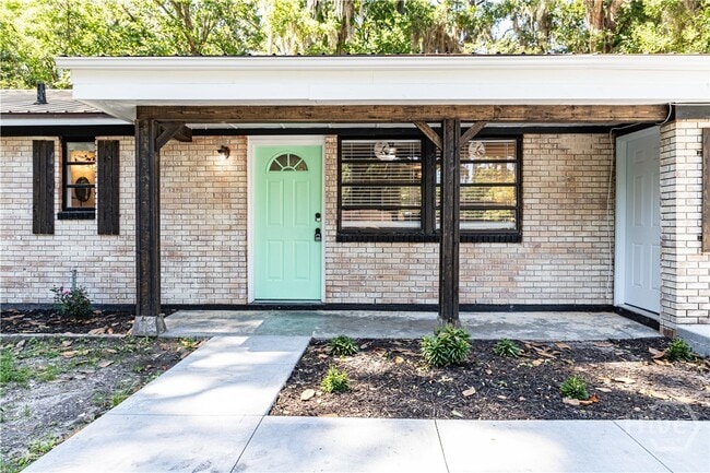 Photo - 217 Wesley St